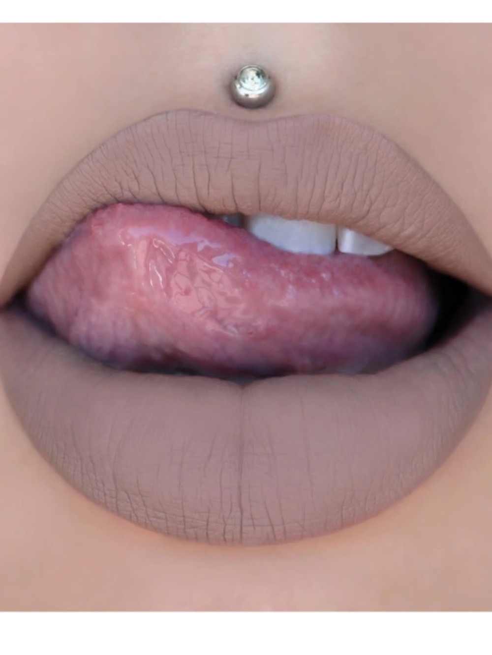 NIB Jeffree Star Velour Liquid Lipstick - Posh Spice (Matte Brown)